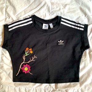 Adidas crop top *New*